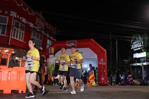 BIB: 325
                            <button type="button" onclick="openModal(26259380)" class="btn btn-primary btn-sm float-right btn-popup" data-toggle="modal" data-target=".modal-high-quality">
                        <i class="fas fa-shopping-cart"></i> Add to Cart
                    </button>
                                            <button type="button" onclick="isThisMe(26259380, true)" class="btn btn-success btn-sm float-right btn-popup btn-isme hidden" data-toggle="tooltip" data-placement="bottom" title="นี่คือรูปของคุณใช่ไหม คลิกที่นี่เพื่อเอาเข้าอัลบั้ม">
                        <i class="fas fa-plus"></i> Add to album
                    </button>
                    <button type="button" onclick="isThisMe(26259380, false)" class="btn btn-warning btn-sm float-right btn-popup btn-isnotme hidden">
                        <i class="fas fa-ban"></i> Remove from album
                    </button>